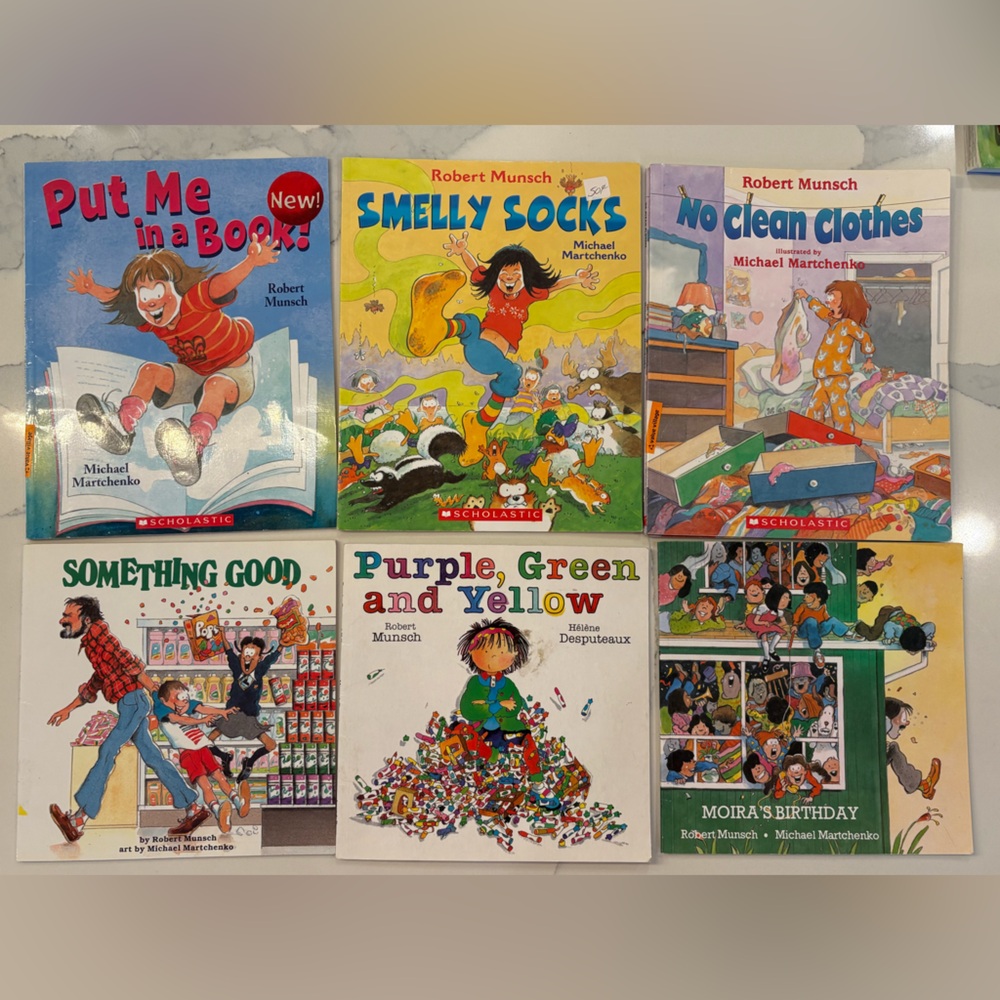 Robert Munsch book lot